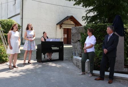 ODKRITJE KIPA FRAN GERBIČ 11 FOTO LJUBO VUKELIČ